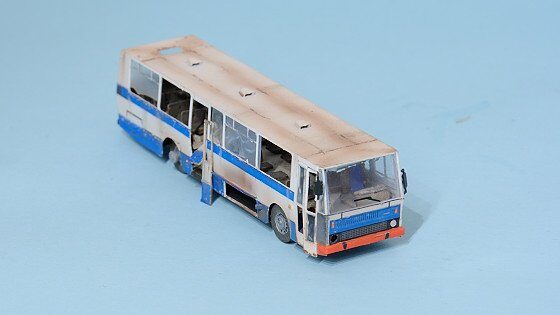 Stavebnice autobusu Karosa C734 – otevřená – foto 1
