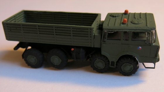 Tatra 813 stepnicka 028-001