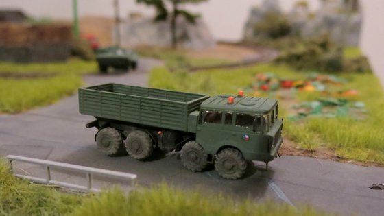 Tatra 813 stepnicka 037-001