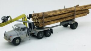 Stavebnice lesovozu T138/148 + DAV7