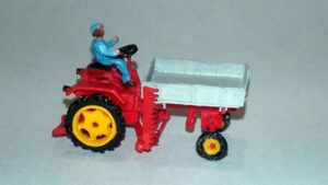 Nářaďový traktor Fortschritt RS09