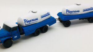 Stavebnice T138 VLH119 přepravník cementu