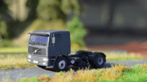 Stavebnice automobilu F10/12 tahač 4×2