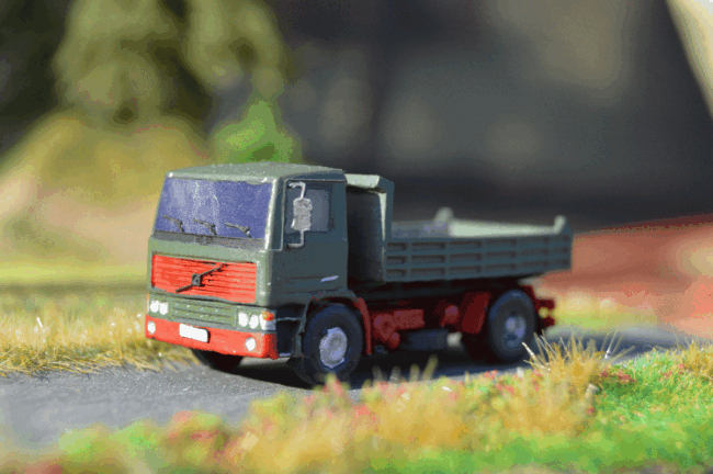 Stavebnice automobilu F10/12 sklápěč S3