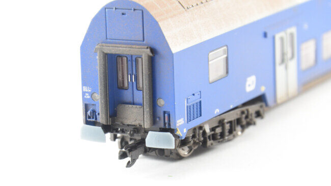 Sada 4 ks nárazníků pro patrové vozy Bmto