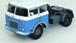 Stavebnice tahače Praga S5T-2TN