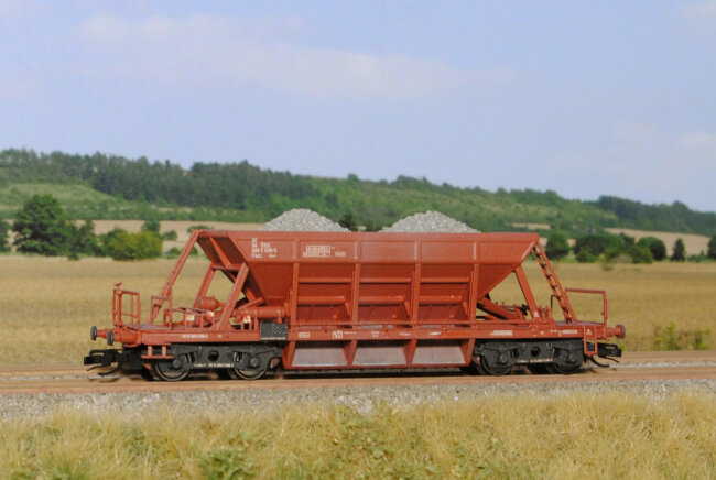 Samovýsypný vůz Facc/Sav 10 typ 2-220 ČSD