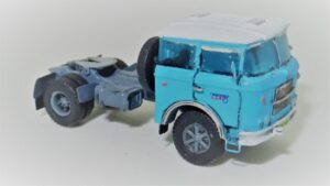 Stavebnice Š706 RTTN tahač – foto 1
