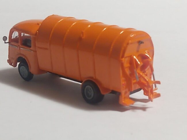 Stavebnice popelářského automobilu 706 ROK – foto 1